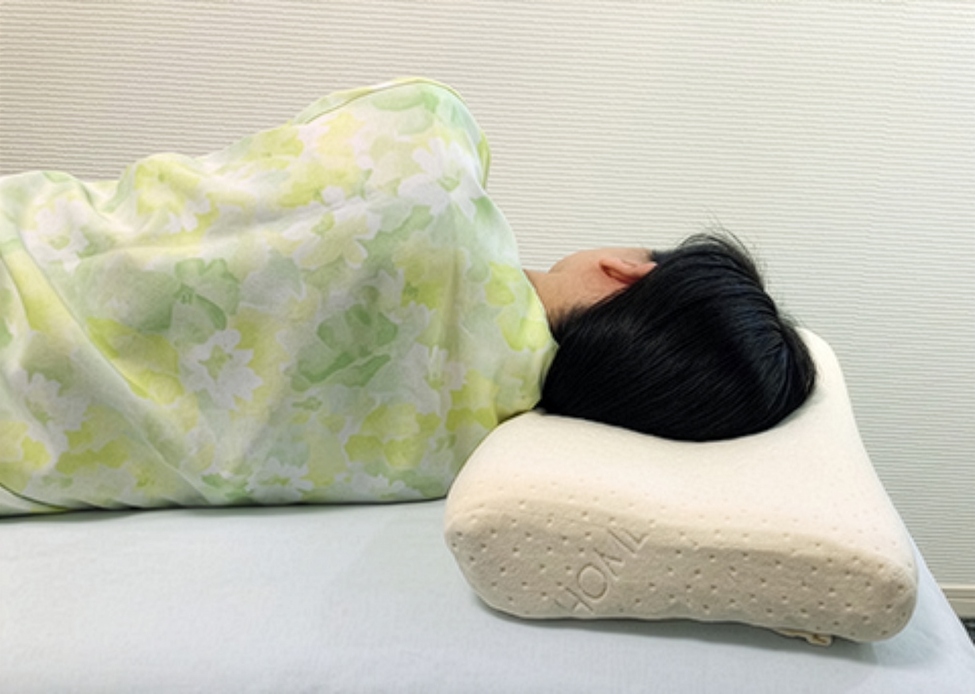 オーダーメイド枕を使用している様子
